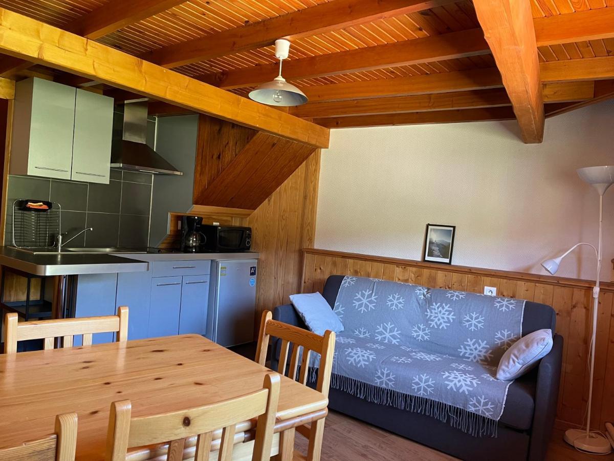 LE SAPORTA- Studios et Appartements meublés de tourisme Le Lioran Extérieur photo