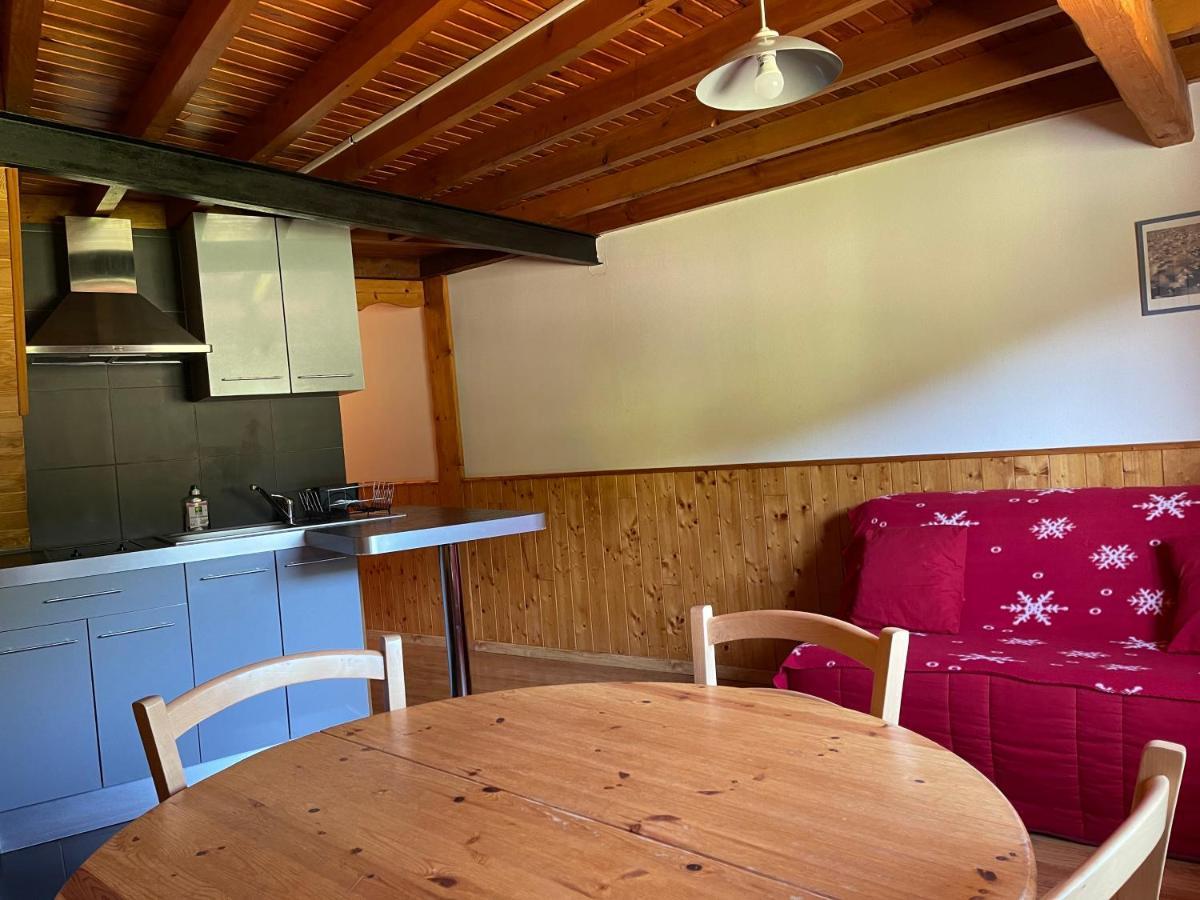 LE SAPORTA- Studios et Appartements meublés de tourisme Le Lioran Extérieur photo