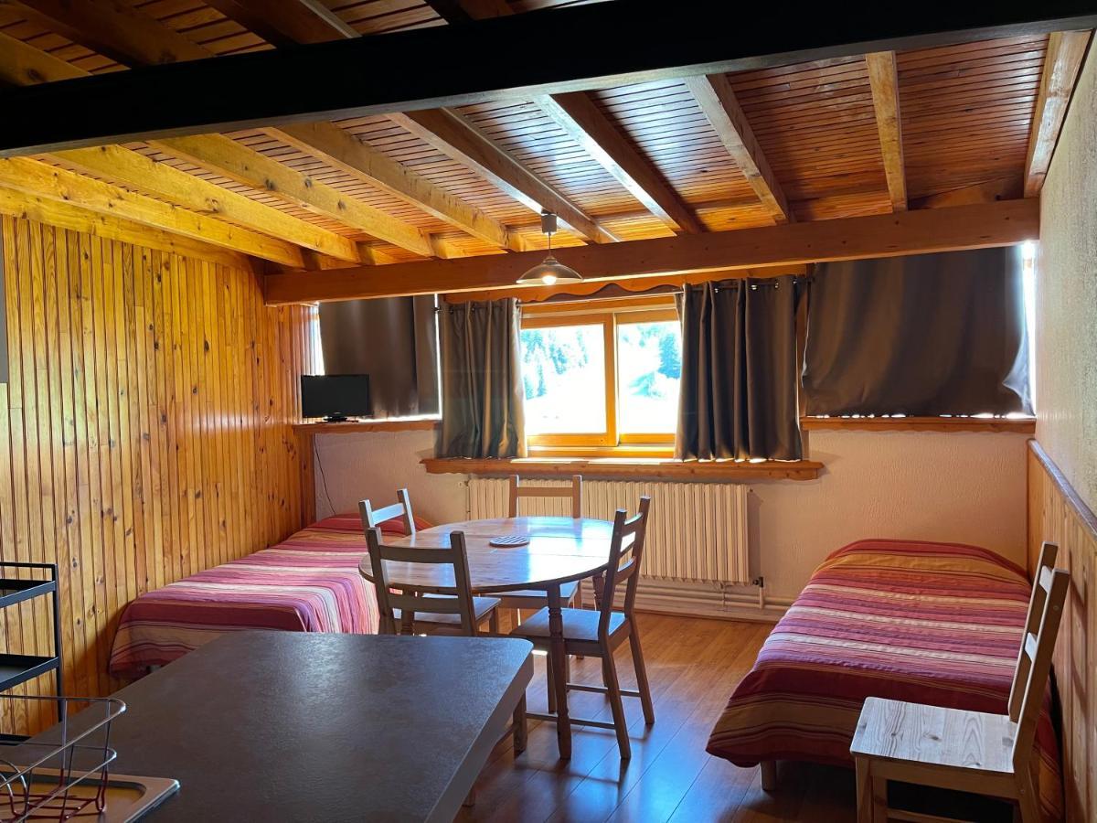 LE SAPORTA- Studios et Appartements meublés de tourisme Le Lioran Extérieur photo